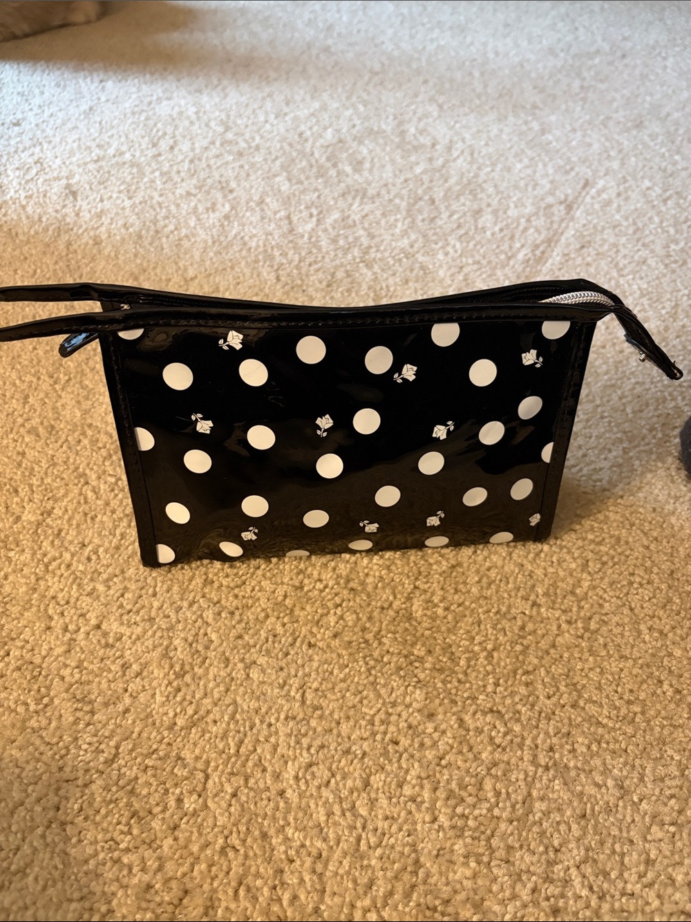 Lancome Black & White Rose Polka Dot Glossy Wristlet Pouch/Cosmetic Bag NWOT